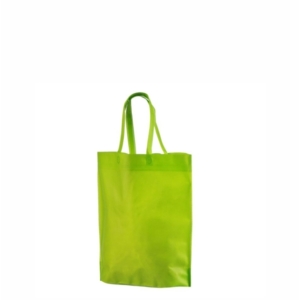 Зеленые сумки из нетканого материала